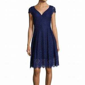 Ivanka Trump navy lace v-neck cap sleeve dress size 14